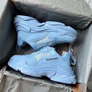 Balenciaga Triple A Sneakers Women’s Light Blue